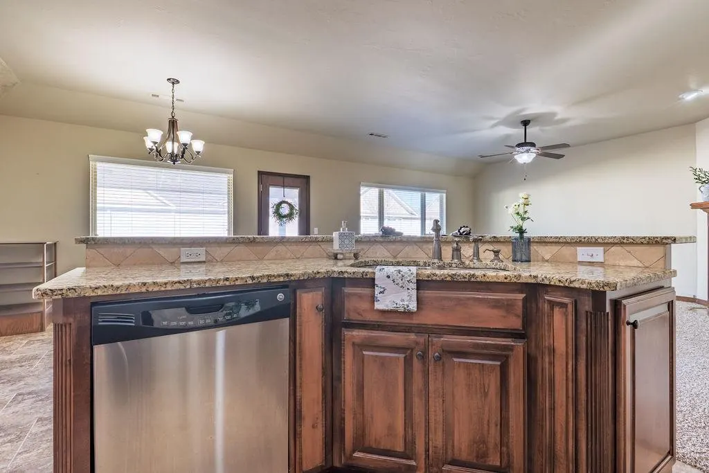 Photo 21 — 2008 Lantana Circle, Shawnee, OK 74804