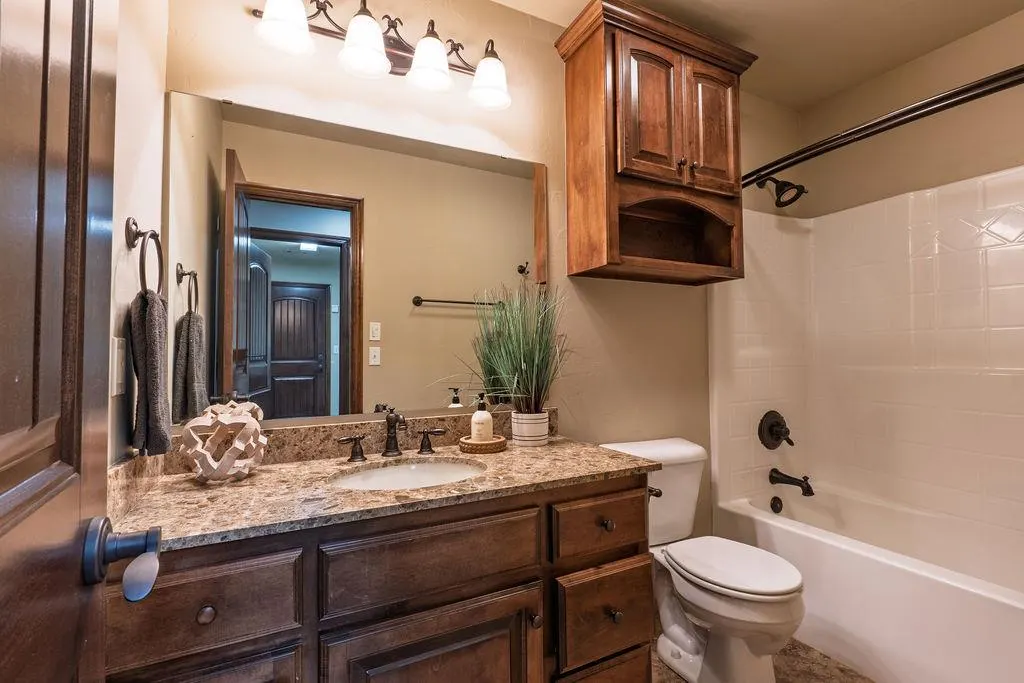 Photo 35 — 2008 Lantana Circle, Shawnee, OK 74804
