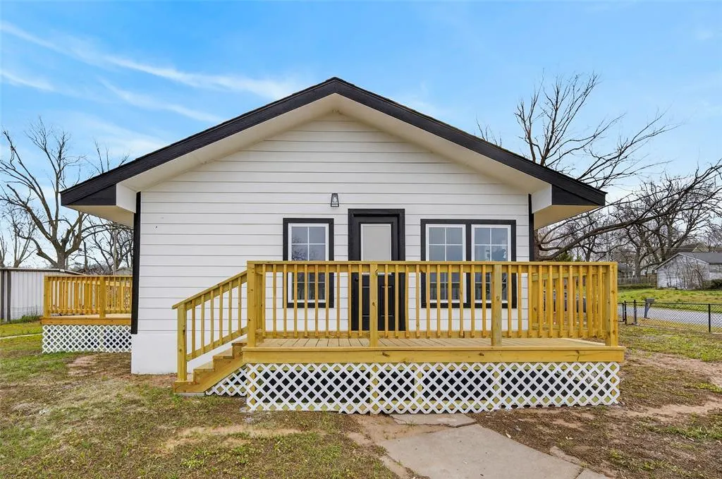 Photo 24 — 204 E Seminole Street, Wynnewood, OK 73098