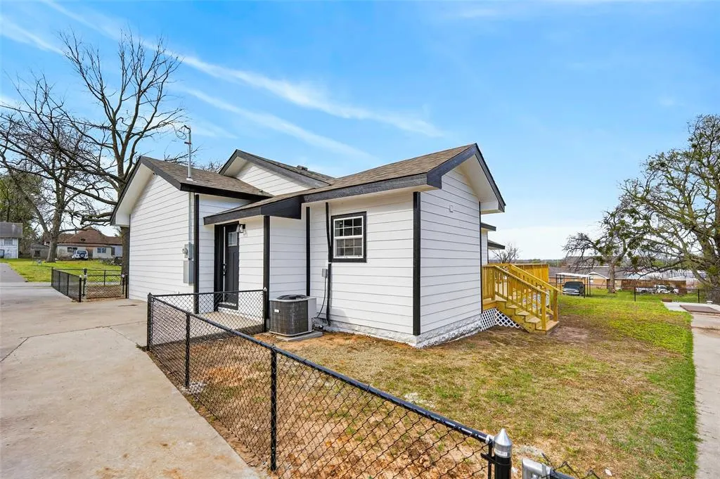 Photo 27 — 204 E Seminole Street, Wynnewood, OK 73098