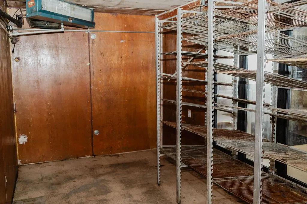Photo 11 — 313 W Roger Miller Boulevard, Erick, OK 73645