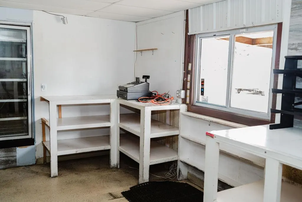 Photo 20 — 313 W Roger Miller Boulevard, Erick, OK 73645
