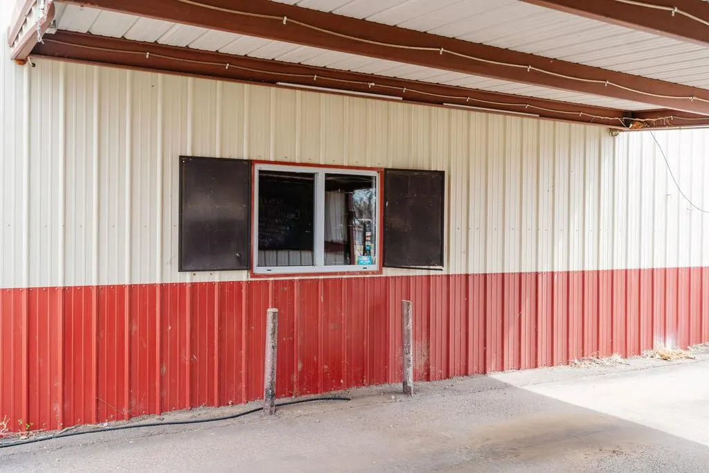 Photo 22 — 313 W Roger Miller Boulevard, Erick, OK 73645