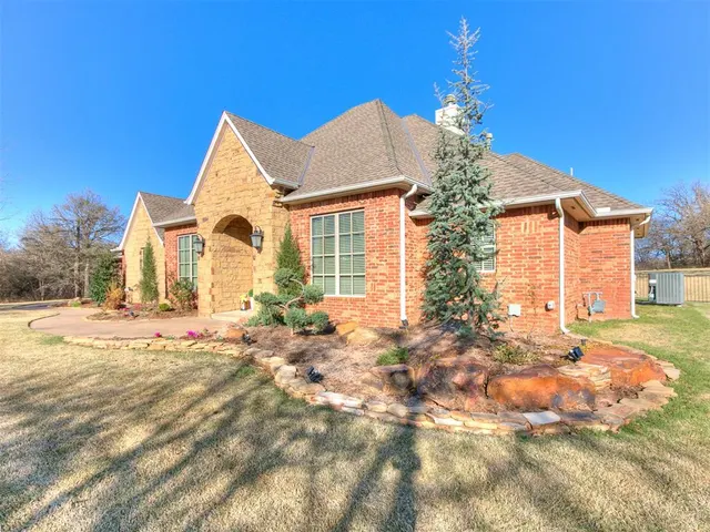 Front exterior — 10216 Chitwood Farms Road, Jones, OK 73049