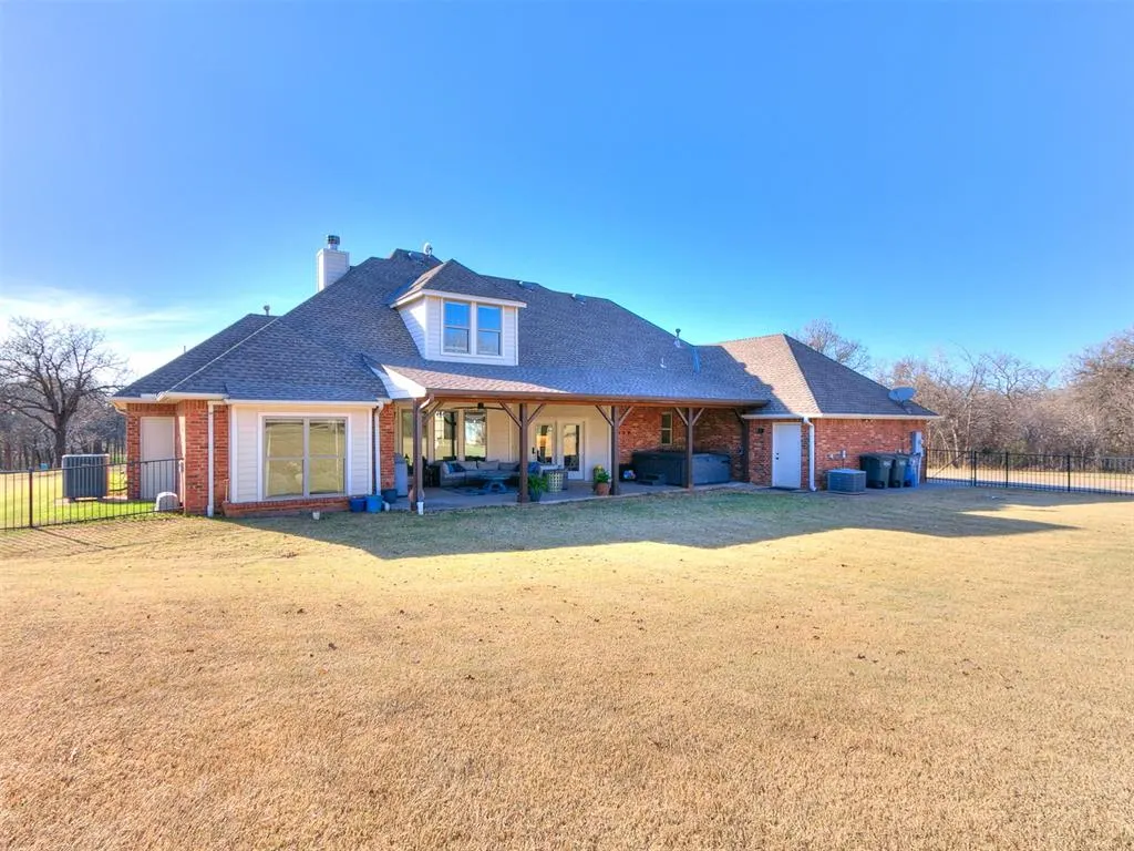 Photo 5 — 10216 Chitwood Farms Road, Jones, OK 73049
