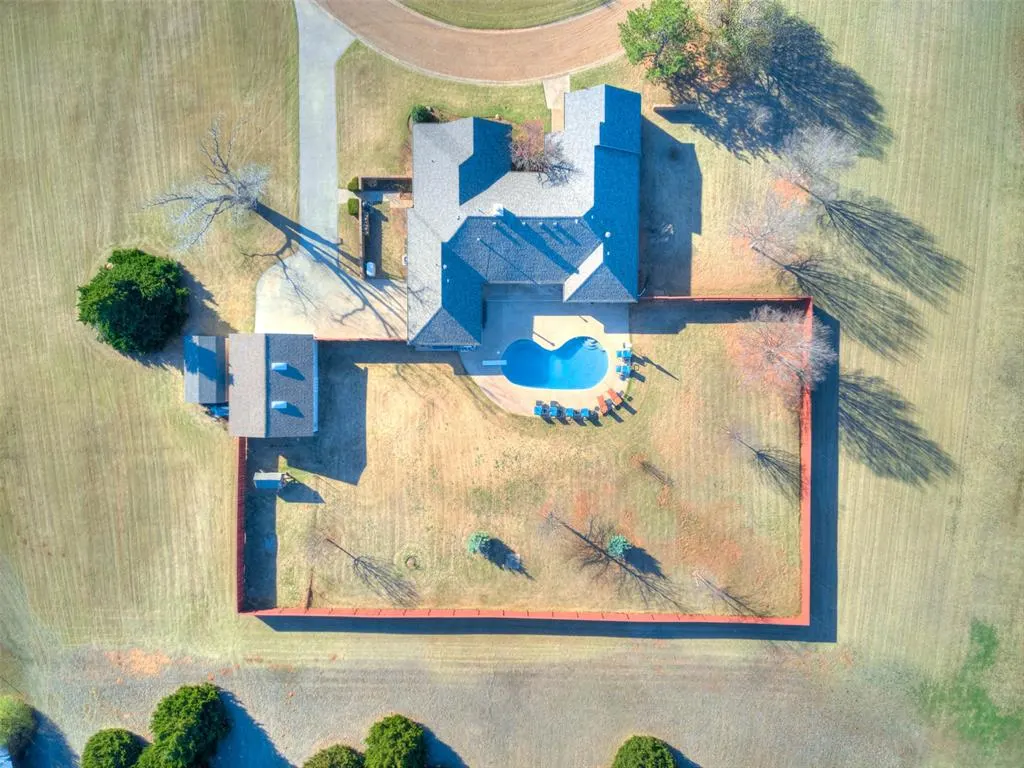 Photo 42 — 1121 Silver Oaks Drive, Edmond, OK 73025