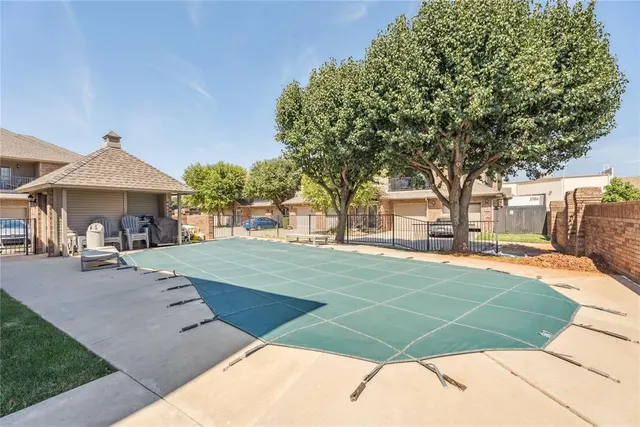 Photo 3 — 6162 N Brookline Avenue 13, Oklahoma City, OK 73112