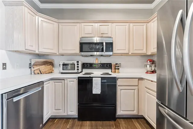 Photo 4 — 6162 N Brookline Avenue 13, Oklahoma City, OK 73112