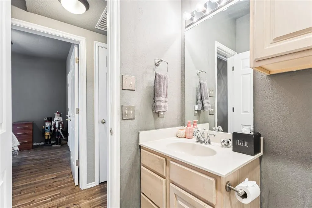 Photo 29 — 6162 N Brookline Avenue 13, Oklahoma City, OK 73112