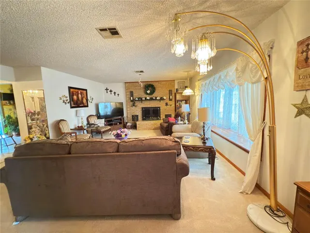 Photo 5 — 315 Noble Street, Maud, OK 74854