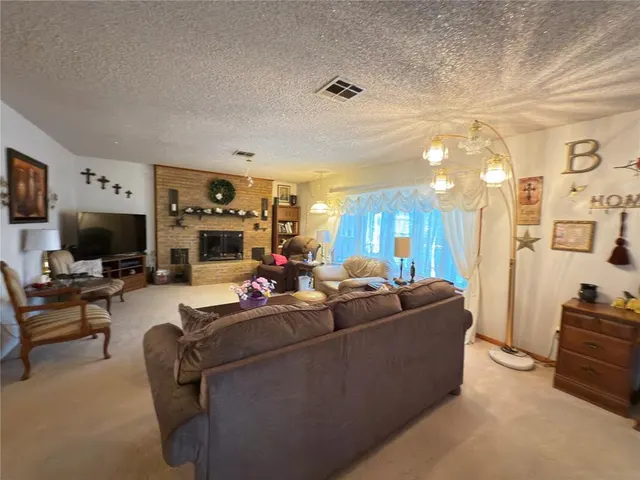 Photo 6 — 315 Noble Street, Maud, OK 74854