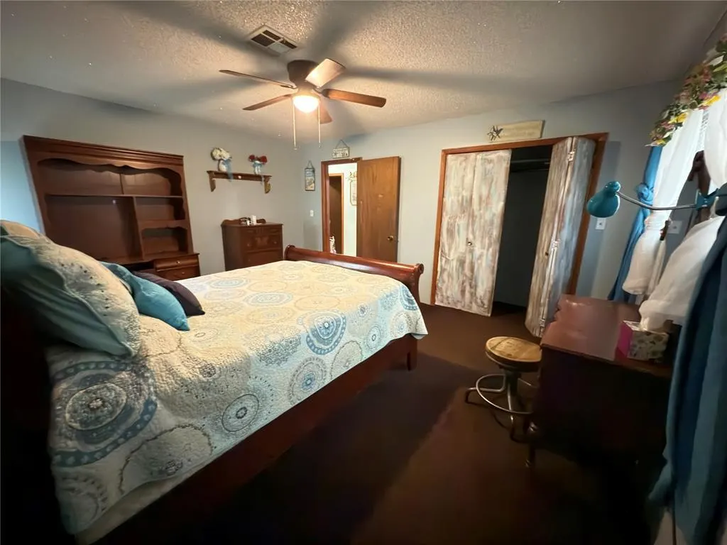 Photo 13 — 315 Noble Street, Maud, OK 74854