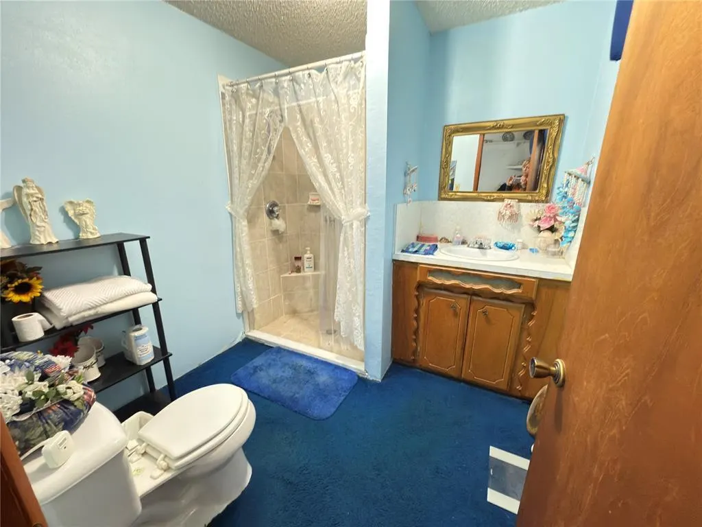 Photo 16 — 315 Noble Street, Maud, OK 74854