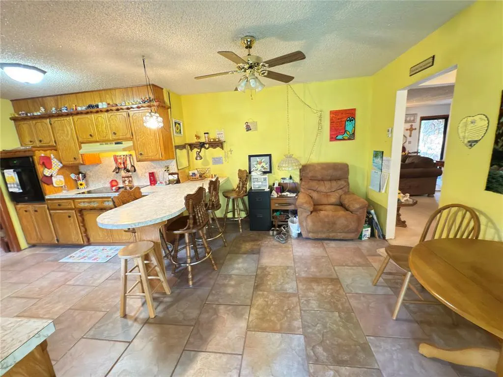 Photo 18 — 315 Noble Street, Maud, OK 74854