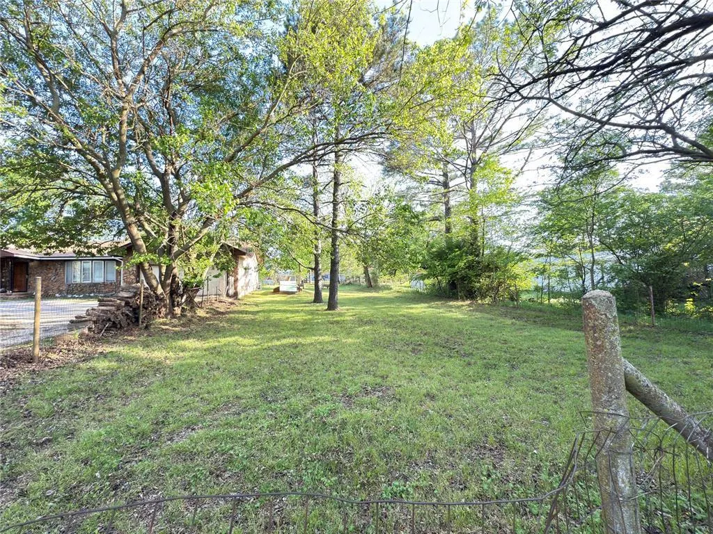 Photo 33 — 315 Noble Street, Maud, OK 74854