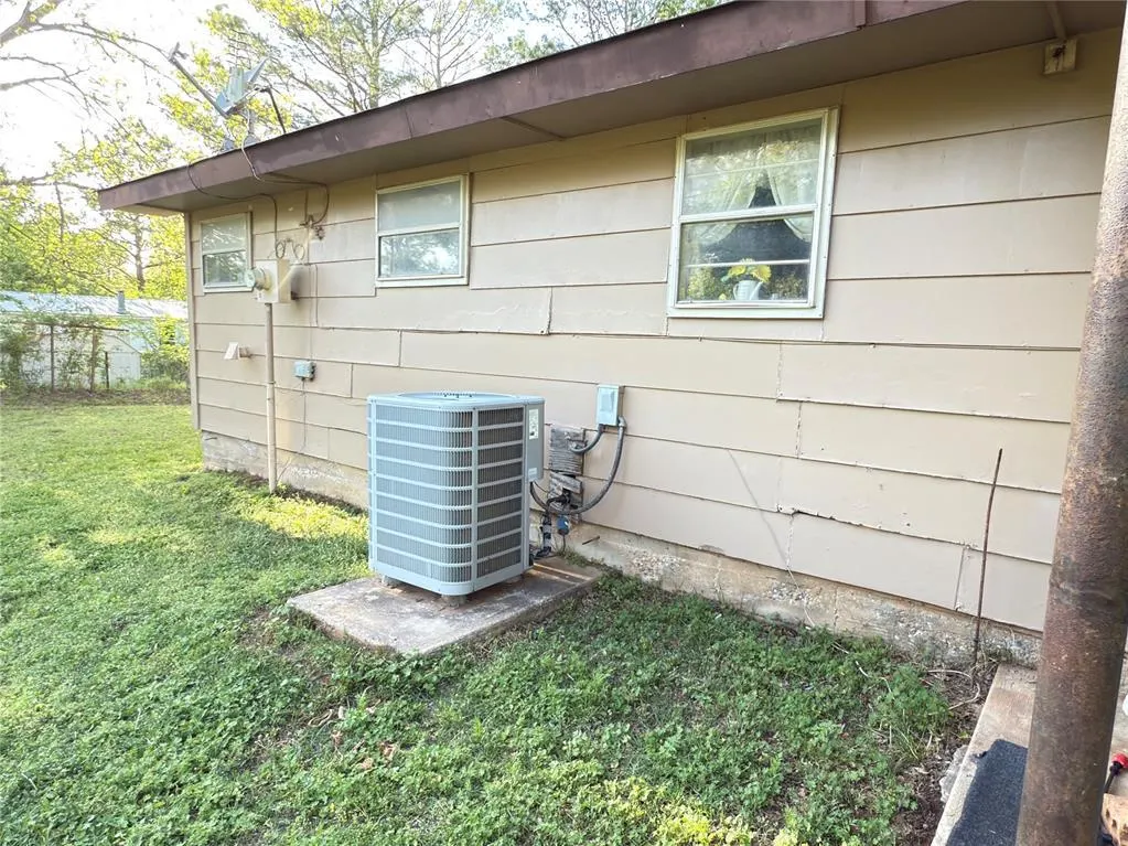 Photo 36 — 315 Noble Street, Maud, OK 74854