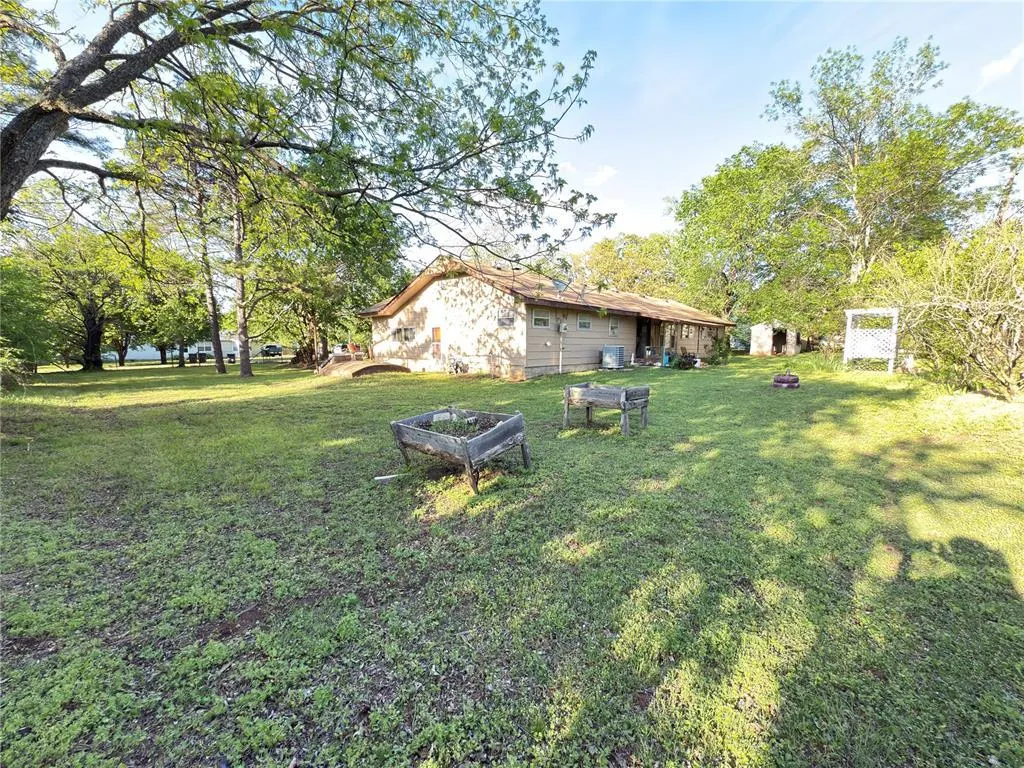 Photo 38 — 315 Noble Street, Maud, OK 74854