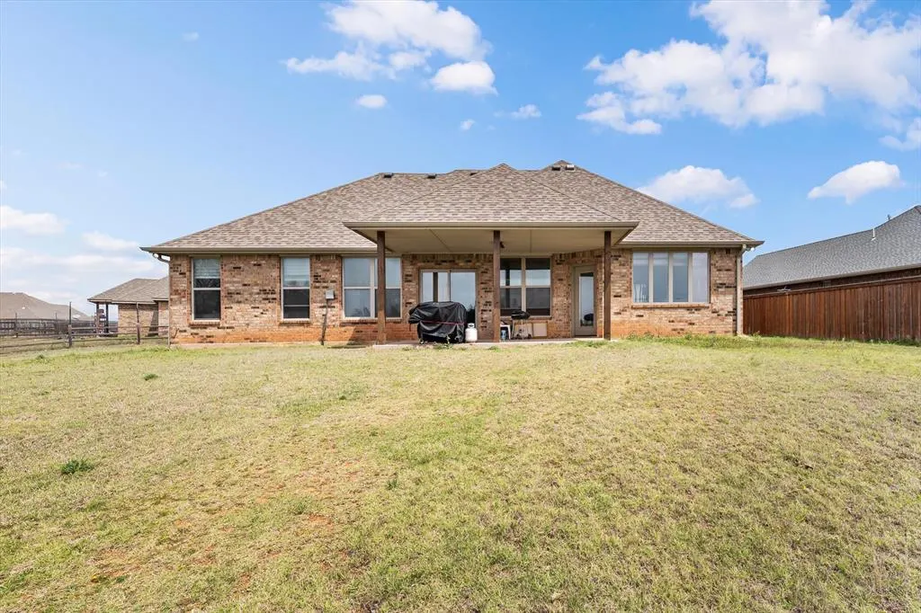 Photo 32 — 15 Blue Meadow Drive, Elgin, OK 73538