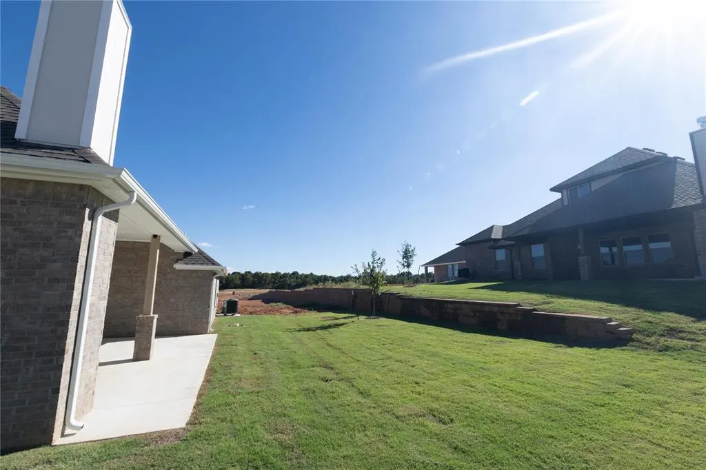 Photo 40 — 809 Sandgrass Road, Choctaw, OK 73020