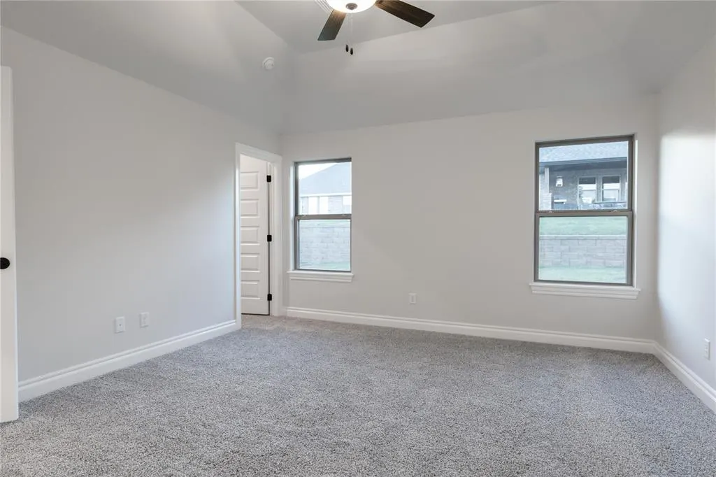 Photo 12 — 809 Sandgrass Road, Choctaw, OK 73020