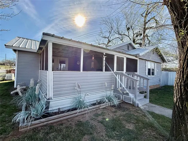 Front exterior — 626 N Main Street, Cement, OK 73017