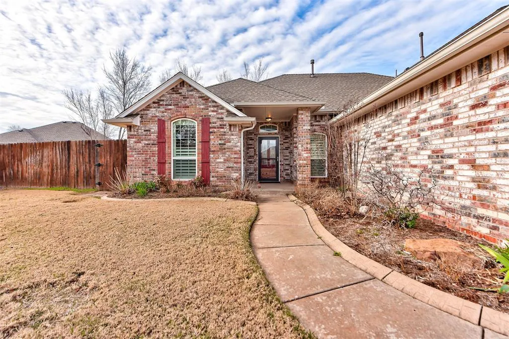 Photo 3 — 7532 NW 133rd Street, Oklahoma City, OK 73142