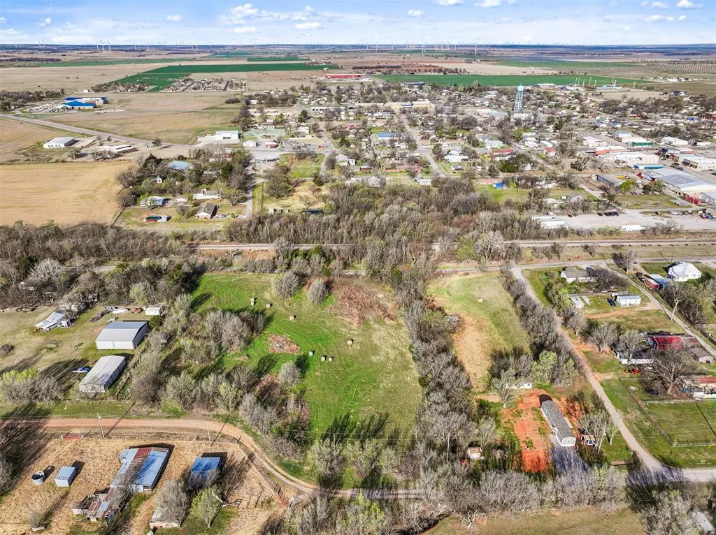 Photo 4 — SE 2nd Street, Minco, OK 73059