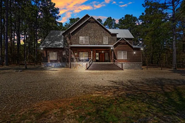 Photo 2 — 179 Timber Hills Lane, Broken Bow, OK 74728