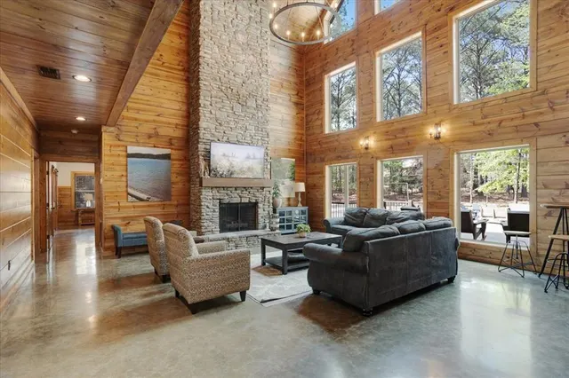 Photo 7 — 179 Timber Hills Lane, Broken Bow, OK 74728