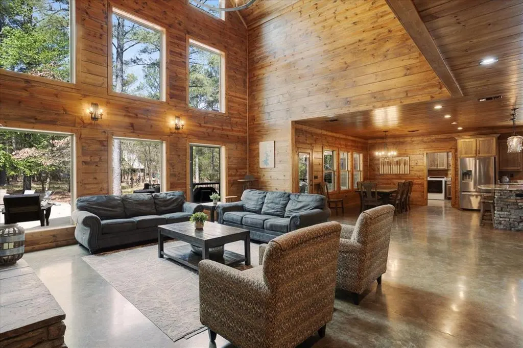 Photo 8 — 179 Timber Hills Lane, Broken Bow, OK 74728