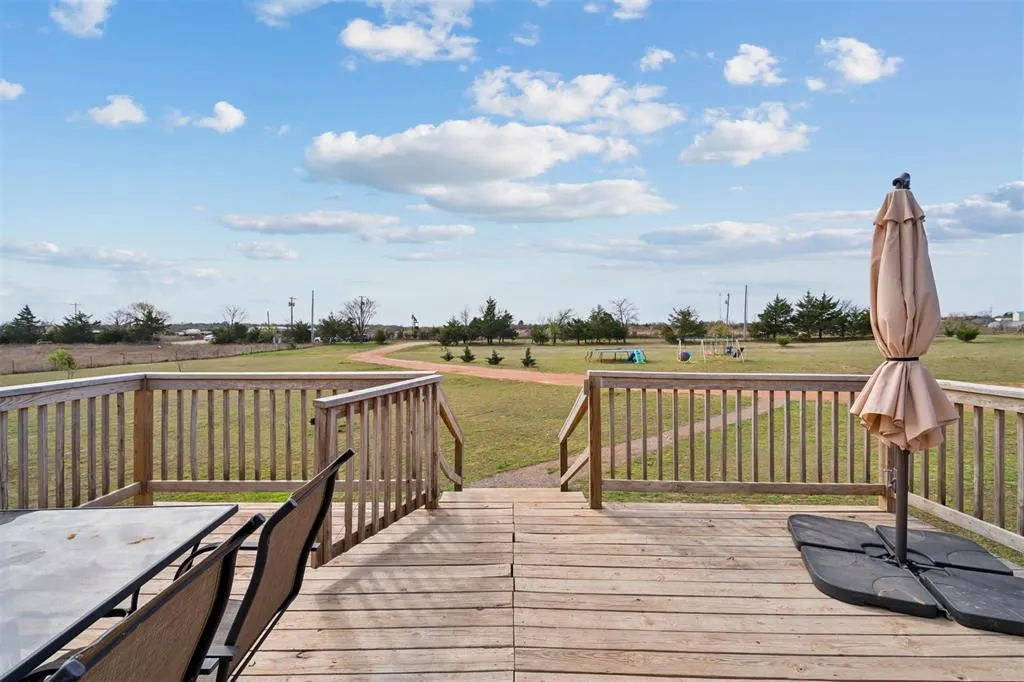Photo 41 — 49132 E 1290 Road, Maud, OK 74854