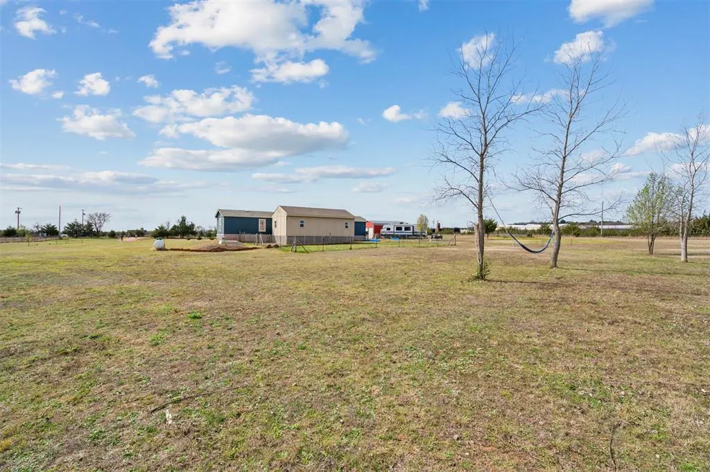 Photo 43 — 49132 E 1290 Road, Maud, OK 74854