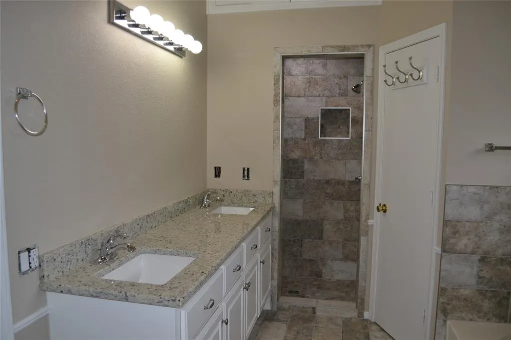 Photo 14 — 204 Pinafore Street, Norman, OK 73072