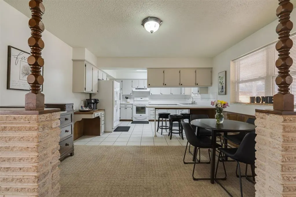 Photo 16 — 941 NW 32nd Street, Moore, OK 73160
