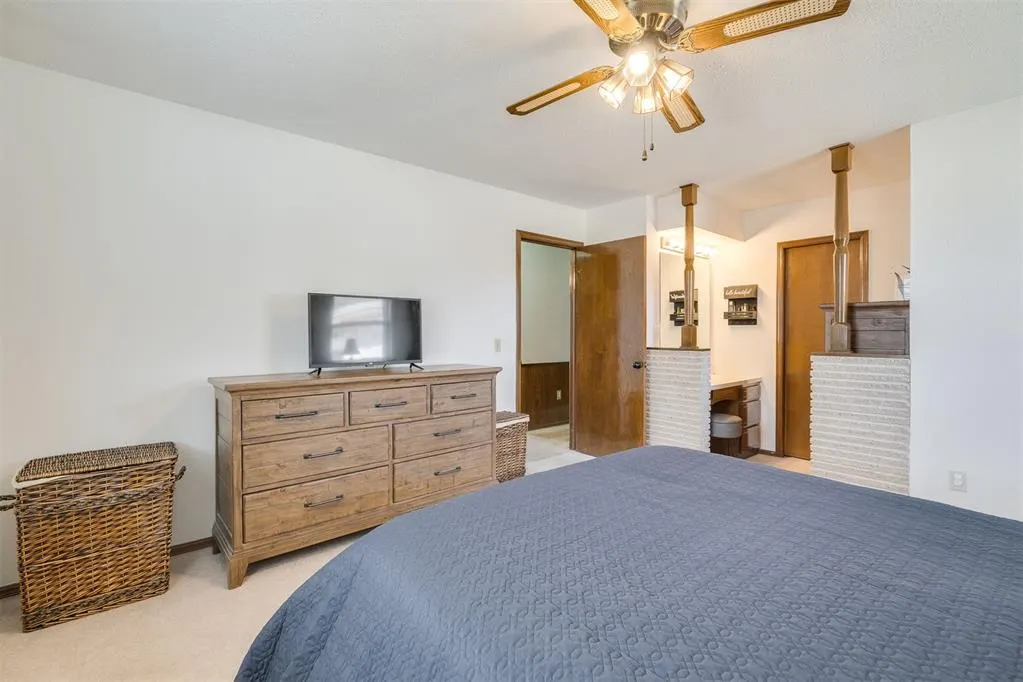Photo 29 — 941 NW 32nd Street, Moore, OK 73160