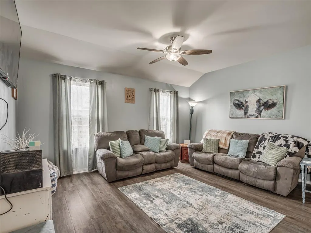 Photo 12 — 42057 Coopers Court, Shawnee, OK 74804