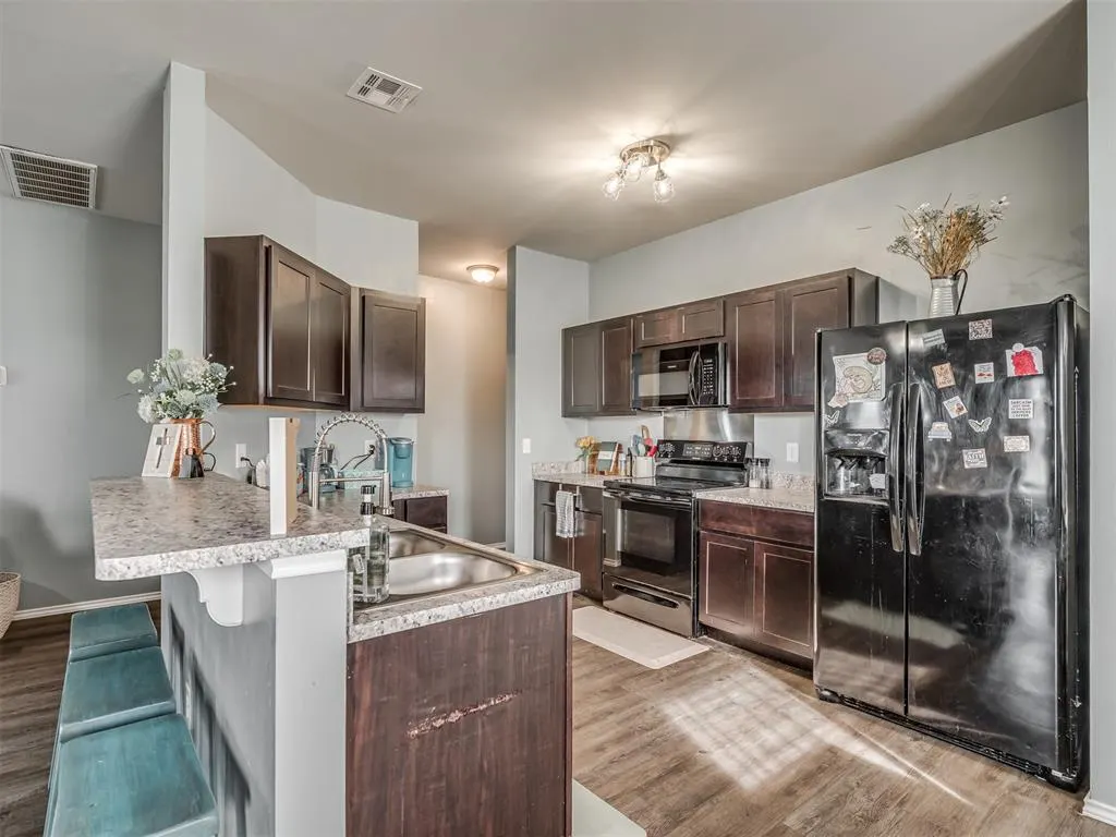 Photo 7 — 42057 Coopers Court, Shawnee, OK 74804