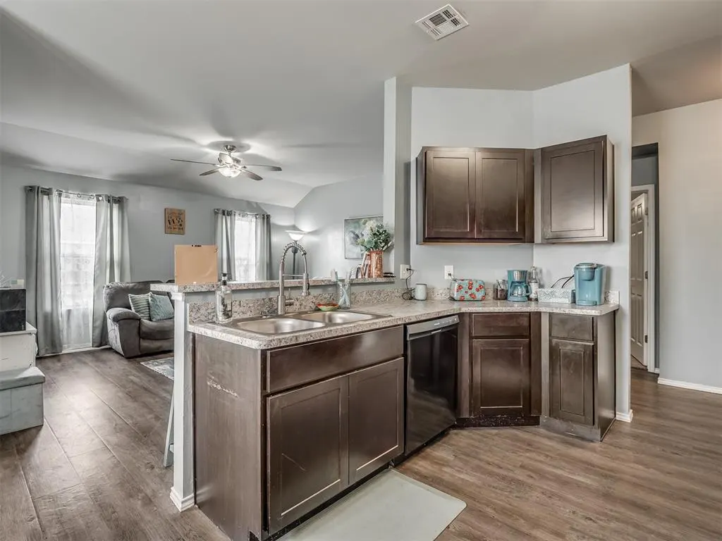 Photo 13 — 42057 Coopers Court, Shawnee, OK 74804