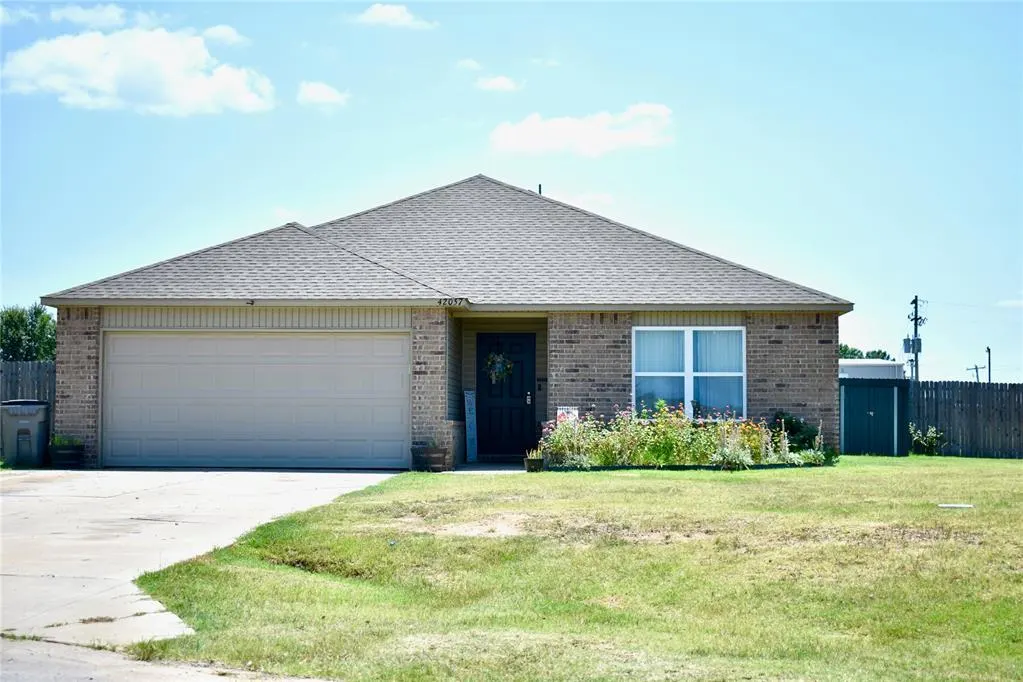 Front exterior — 42057 Coopers Court, Shawnee, OK 74804