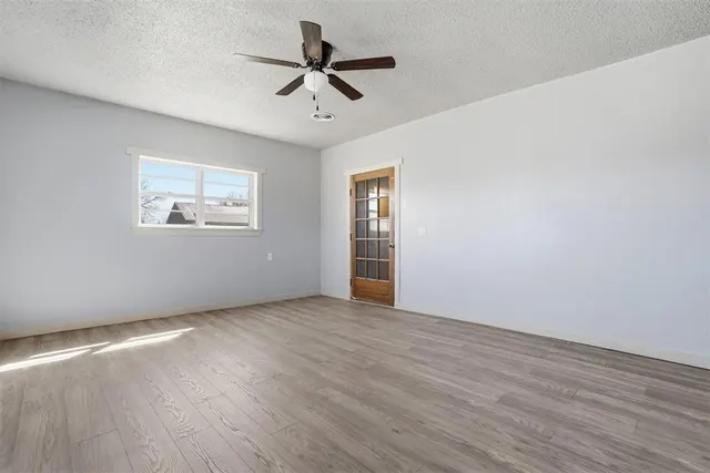 Photo 8 — 1013 N 3rd Street, Sayre, OK 73662