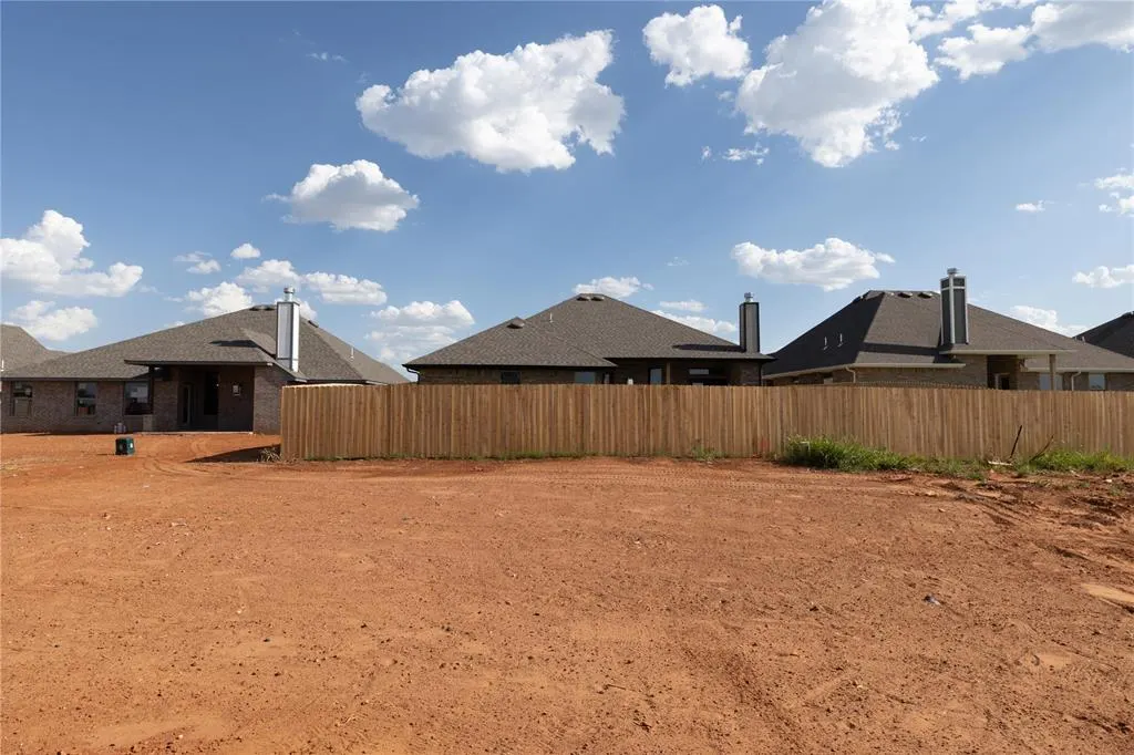 Photo 9 — 11508 NW 134th Street, Piedmont, OK 73078