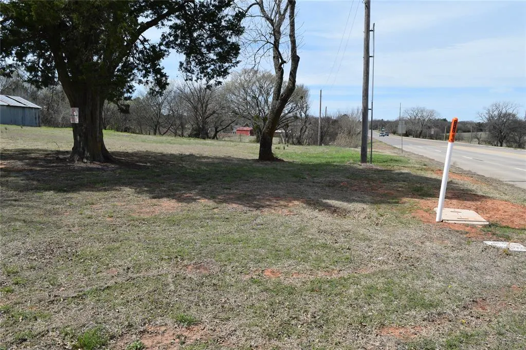 Photo 4 — 314 N 13th Street, Tecumseh, OK 74873