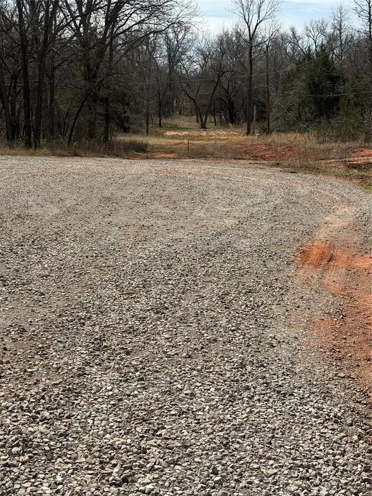 Photo 21 — 1800 Fischer Dr, Norman, OK 73026