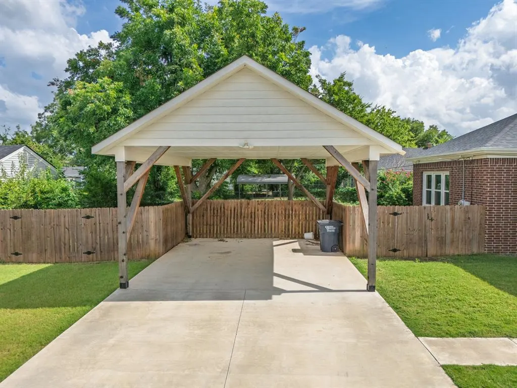 Photo 43 — 2021 N Broadway Avenue, Shawnee, OK 74804