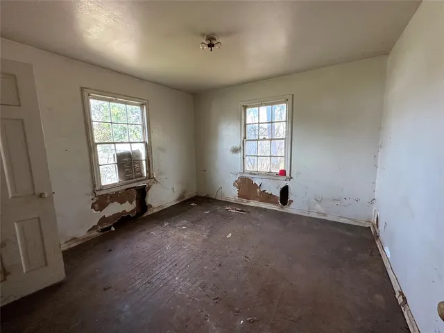 Photo 8 — 2108 NW 38th Street, Oklahoma City, OK 73112