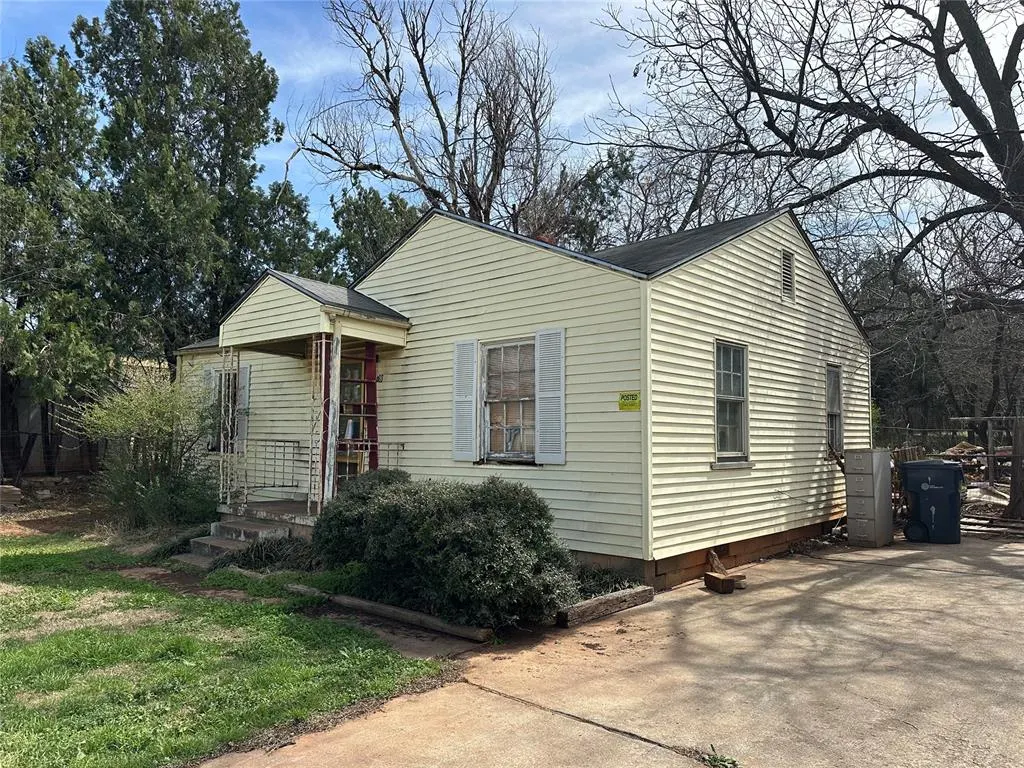Photo 3 — 2108 NW 38th Street, Oklahoma City, OK 73112