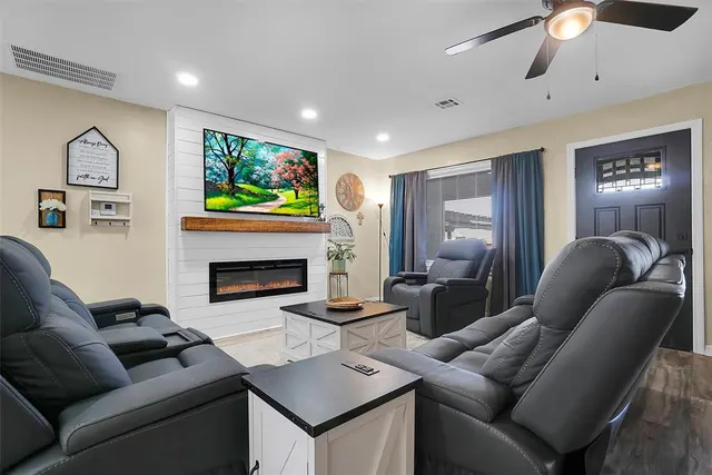 Photo 5 — 1116 N West Street, Cordell, OK 73632