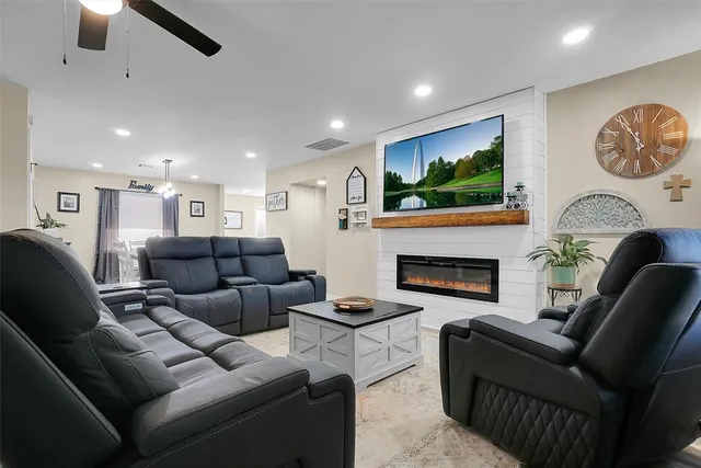 Photo 6 — 1116 N West Street, Cordell, OK 73632