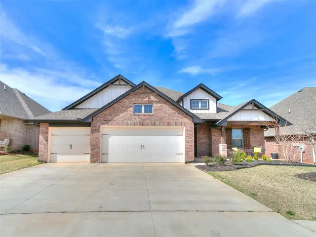 Front exterior — 18709 Grove Parkway, Edmond, OK 73012