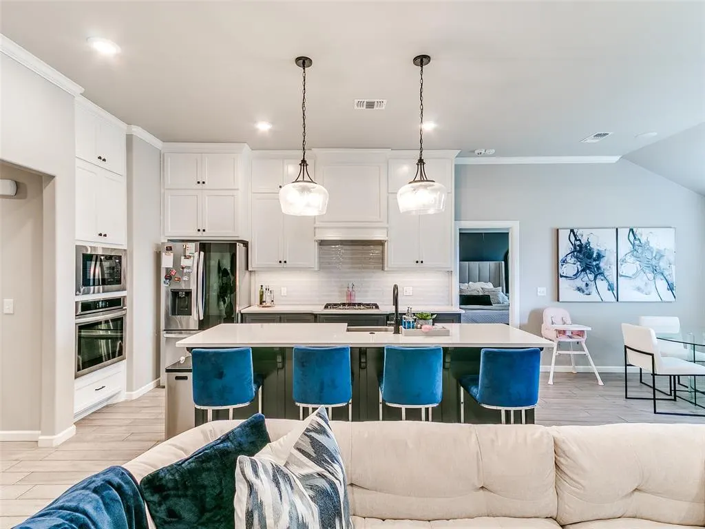 Photo 7 — 18709 Grove Parkway, Edmond, OK 73012